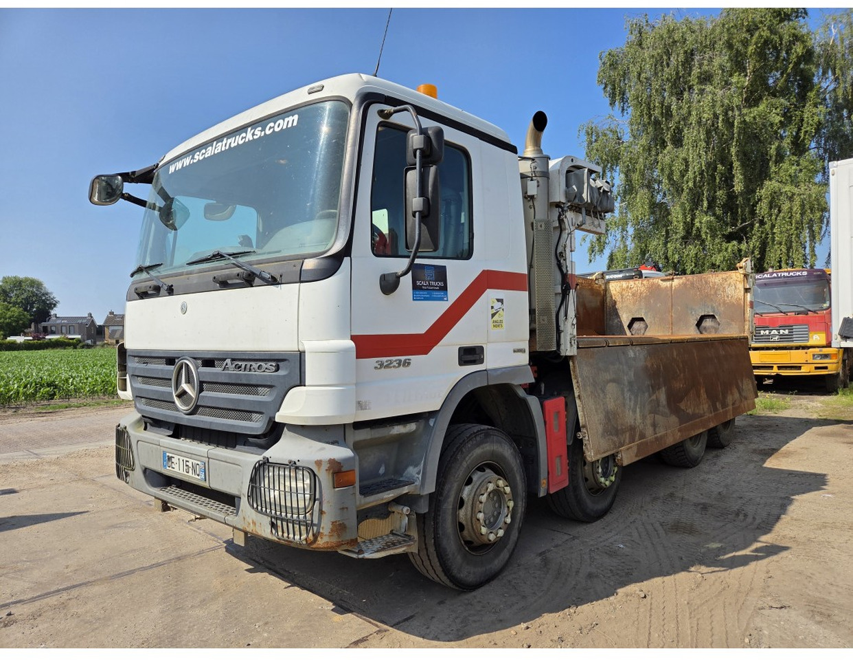 Mercedes Actros 3236 8x4 2-Side Tipper EPS Gearbox 3 Pedals - Tipper: picture 5 Mercedes Actros 3236 8x4 2-Side Tipper EPS Gearbox 3 Pedals - Tipper: picture 5
