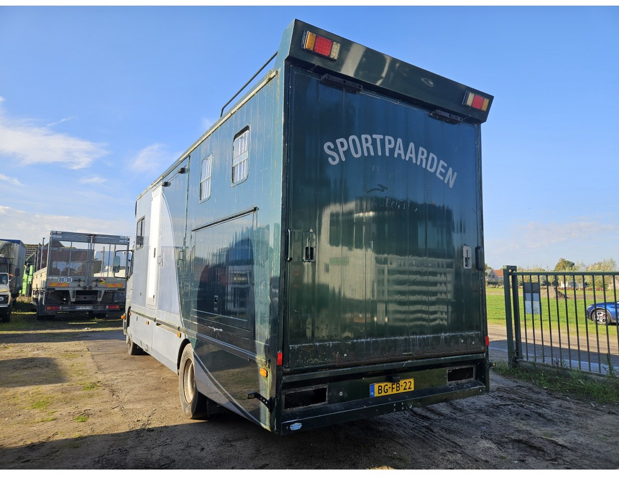 Mercedes Atego 1217 L 4x2 Horse transport Dutch Truck - Horse truck: picture 3 Mercedes Atego 1217 L 4x2 Horse transport Dutch Truck - Horse truck: picture 3