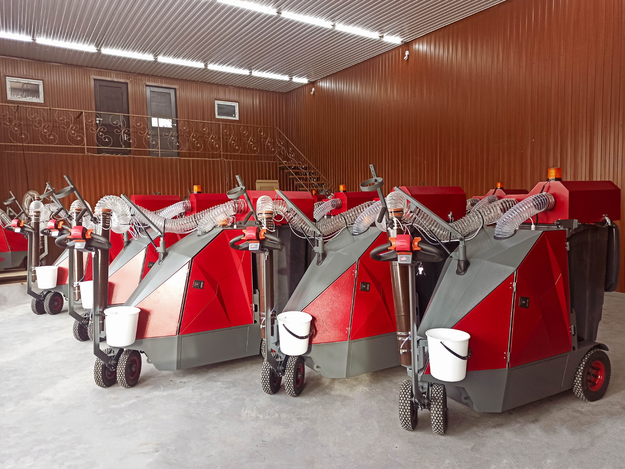 ТІСАВ Street Vacuum Cleaner, Outdoor Vacuum Sweeper, Manufacturer, City Ant - Industrial vacuum cleaner: picture 4 ТІСАВ Street Vacuum Cleaner, Outdoor Vacuum Sweeper, Manufacturer, City Ant - Industrial vacuum cleaner: picture 4