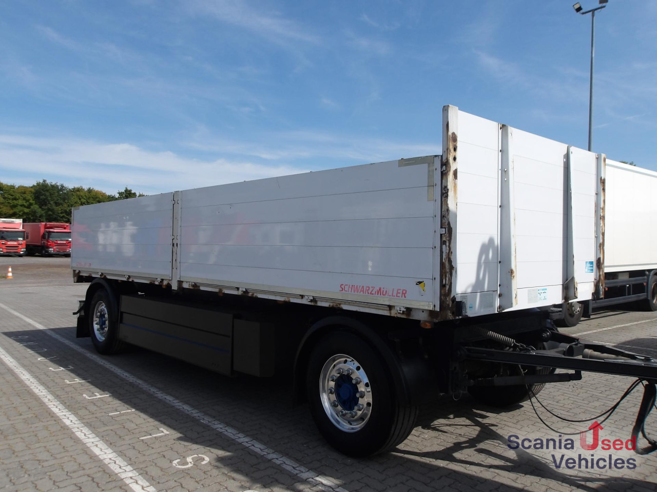 SCHWARZMUELLER AZ18 T-Serie - BPW Achsen - ALCOA - Palettenkasten - Dropside/ Flatbed trailer: picture 3 SCHWARZMUELLER AZ18 T-Serie - BPW Achsen - ALCOA - Palettenkasten - Dropside/ Flatbed trailer: picture 3