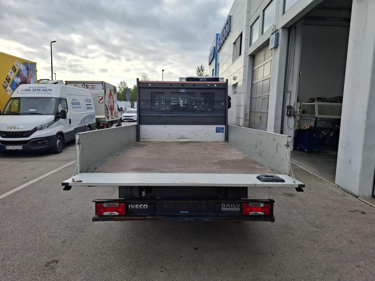 IVECO Daily 35S16A8 - Panel van, Crew cab van: picture 5 IVECO Daily 35S16A8 - Panel van, Crew cab van: picture 5