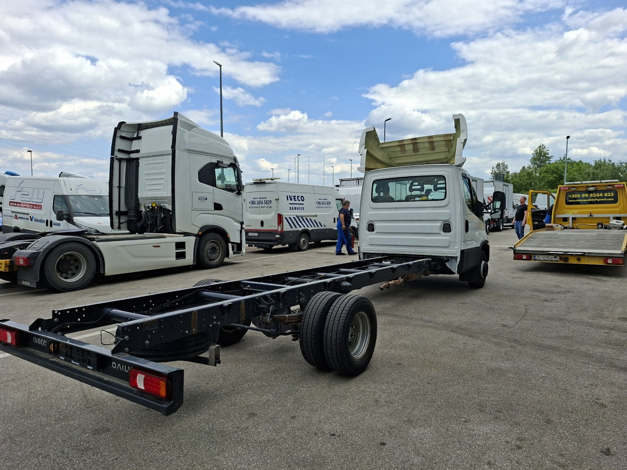 IVECO Daily 70C18H - Cab chassis truck: picture 4 IVECO Daily 70C18H - Cab chassis truck: picture 4