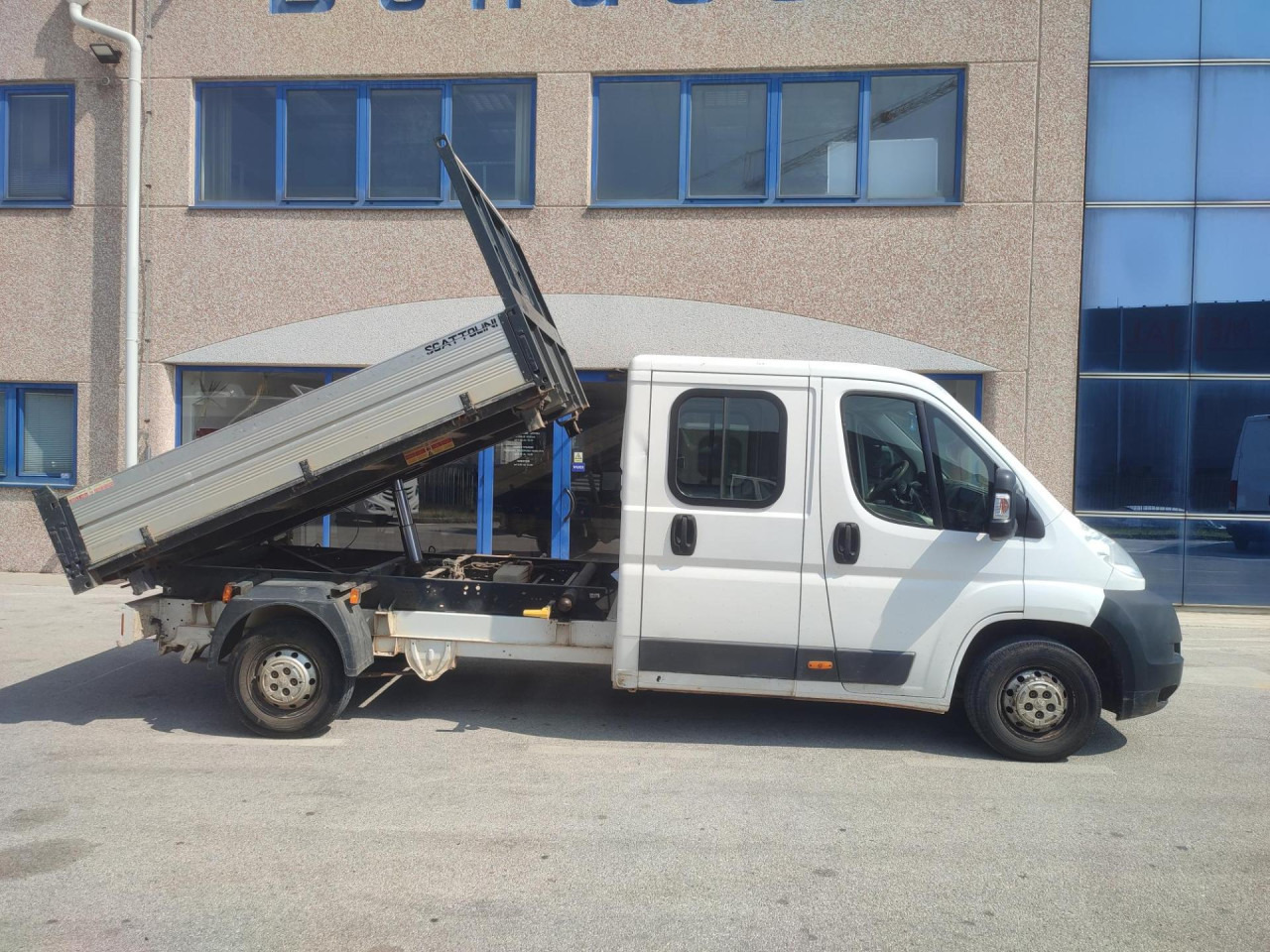 PEUGEOT Boxer 2.2 HDI - Tipper van, Crew cab van: picture 5 PEUGEOT Boxer 2.2 HDI - Tipper van, Crew cab van: picture 5