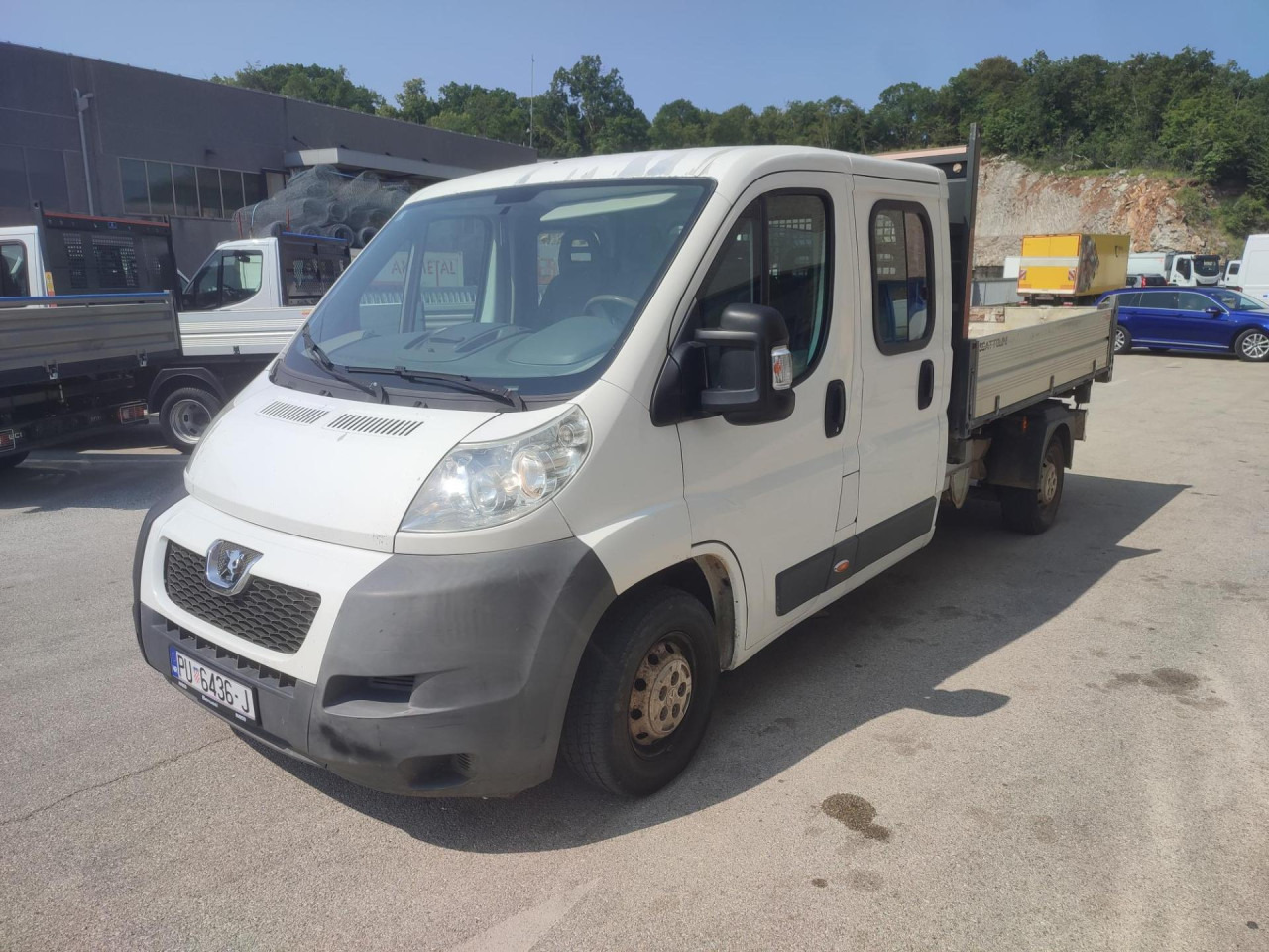 PEUGEOT Boxer 2.2 HDI - Tipper van, Crew cab van: picture 1 PEUGEOT Boxer 2.2 HDI - Tipper van, Crew cab van: picture 1
