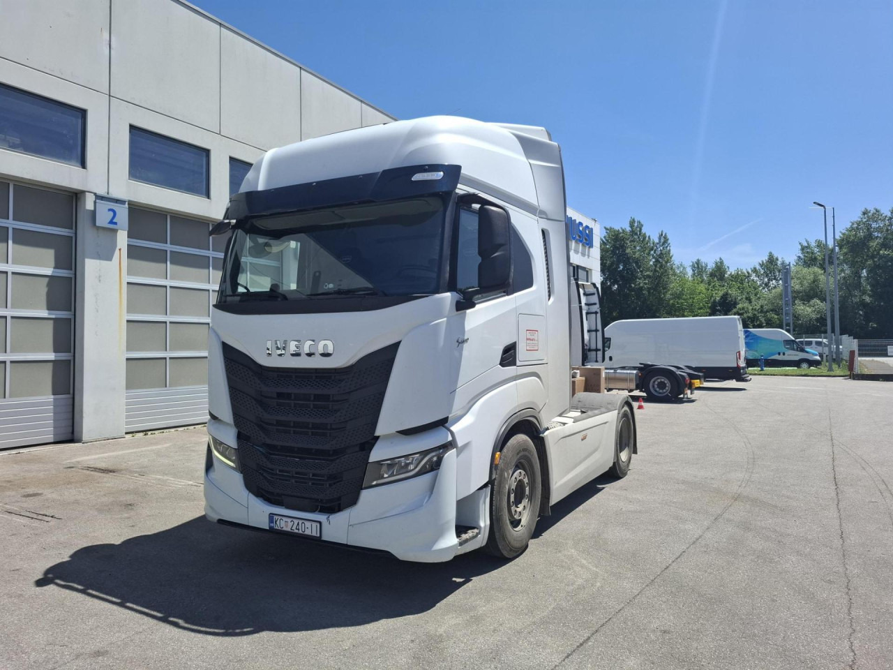 Tractor unit IVECO S-Way AS440S48T/P: picture 1