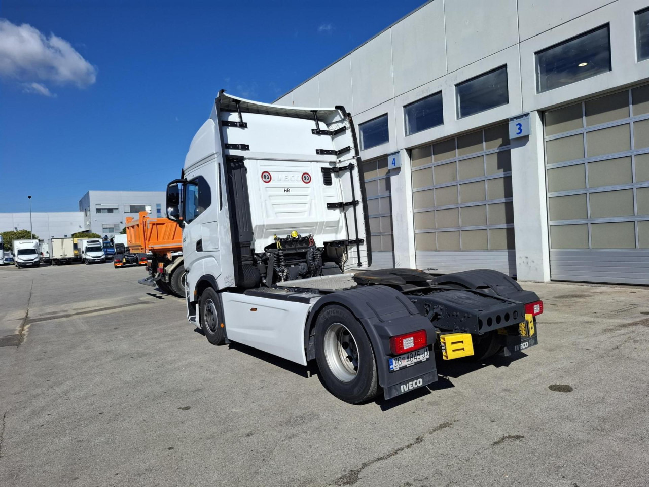 IVECO S-Way AS440S49T/P - Tractor unit: picture 4 IVECO S-Way AS440S49T/P - Tractor unit: picture 4