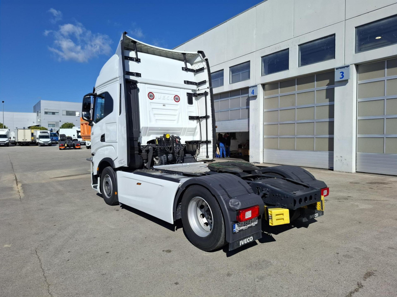 IVECO S-Way AS440S49T/P - Tractor unit: picture 4 IVECO S-Way AS440S49T/P - Tractor unit: picture 4