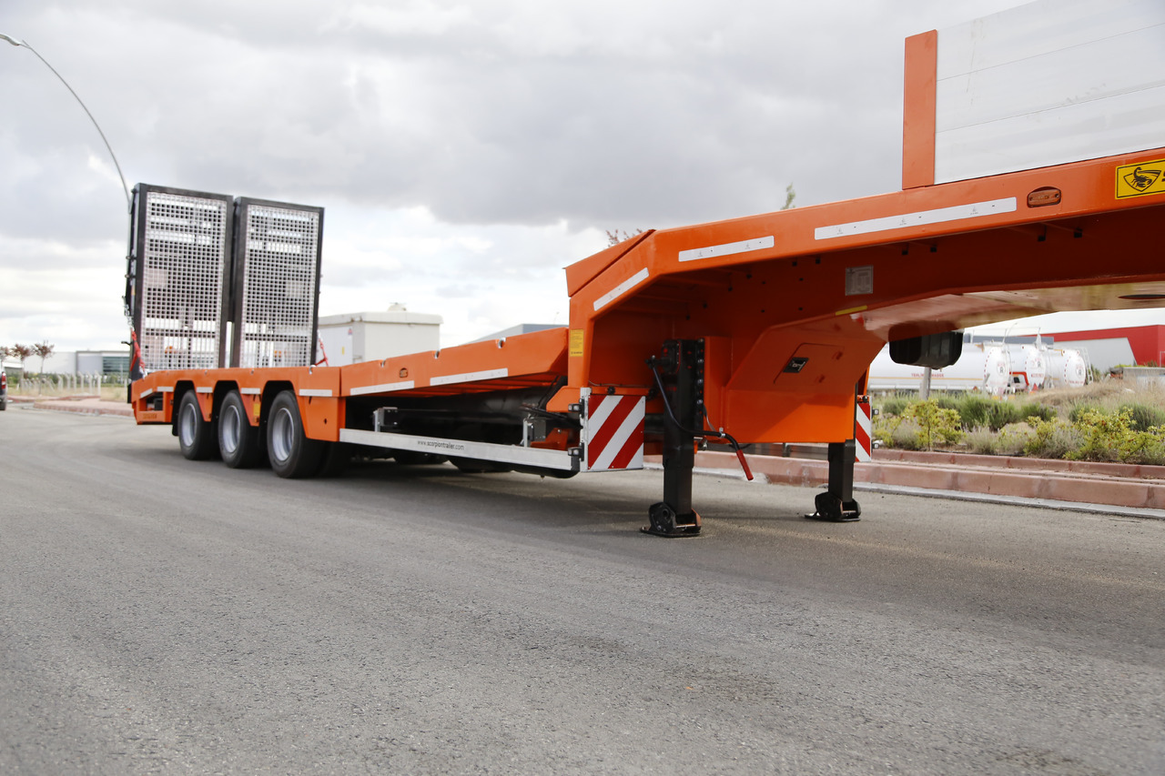 Scorpion Trailer SCORPION TRAILER 3 AXLE LOWBED SEMI TRAILER (CUSTOMIZED) - Low loader semi-trailer: picture 2 Scorpion Trailer SCORPION TRAILER 3 AXLE LOWBED SEMI TRAILER (CUSTOMIZED) - Low loader semi-trailer: picture 2