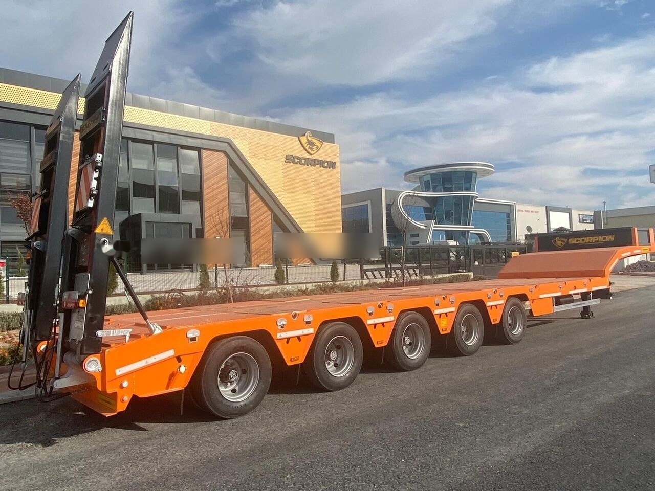 Scorpion Trailer SCORPION TRAILER NEW 5 AXLE LOWBED SEMI TRAILER (MANUFACTURER COMPANY) - Low loader semi-trailer: picture 1 Scorpion Trailer SCORPION TRAILER NEW 5 AXLE LOWBED SEMI TRAILER (MANUFACTURER COMPANY) - Low loader semi-trailer: picture 1