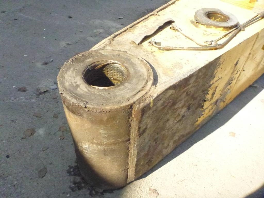 CAT 374 D Sticka, 330-2614 - Boom for Construction machinery: picture 3 CAT 374 D Sticka, 330-2614 - Boom for Construction machinery: picture 3