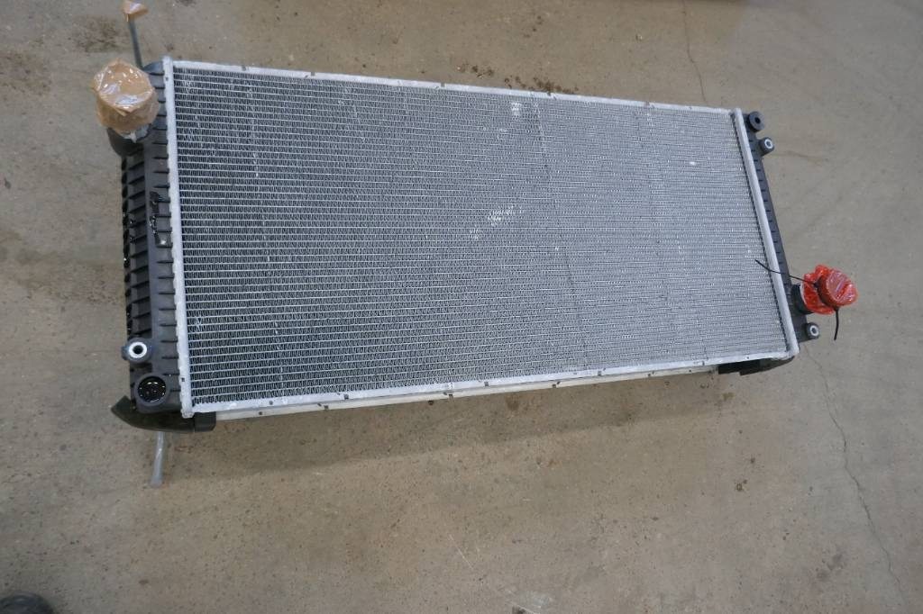 Volvo EC 300 E, Kylare voe17514325 - Radiator for Construction machinery: picture 1 Volvo EC 300 E, Kylare voe17514325 - Radiator for Construction machinery: picture 1