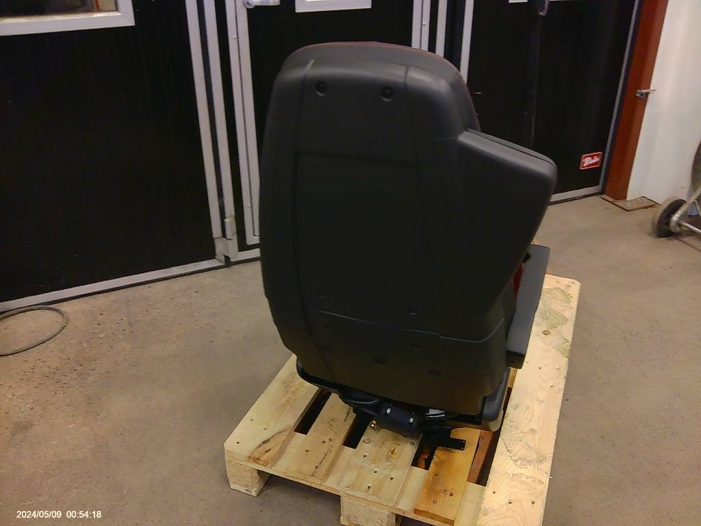 New Cab for Truck Volvo FM förarstol, 23766422: picture 10 New Cab for Truck Volvo FM förarstol, 23766422: picture 10