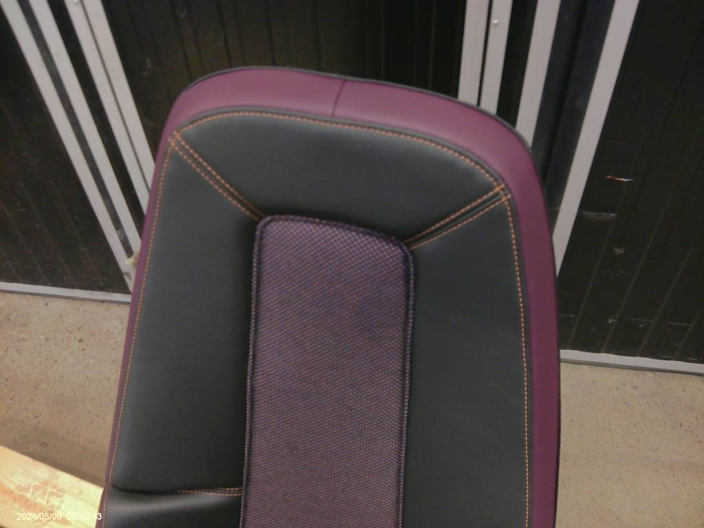 Volvo FM passagerarstol, 23766362 - Cab for Truck: picture 2 Volvo FM passagerarstol, 23766362 - Cab for Truck: picture 2