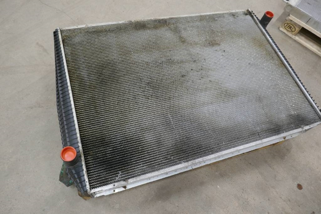 Volvo L180 HL Kylare voe15147619 - Radiator for Construction machinery: picture 2 Volvo L180 HL Kylare voe15147619 - Radiator for Construction machinery: picture 2