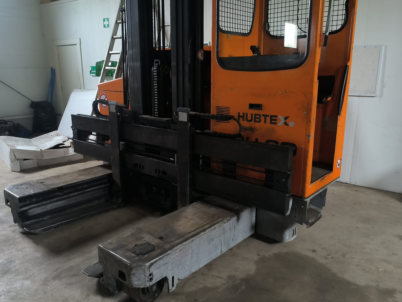 HUBTEX MSU 30 - 4-way reach truck: picture 5 HUBTEX MSU 30 - 4-way reach truck: picture 5