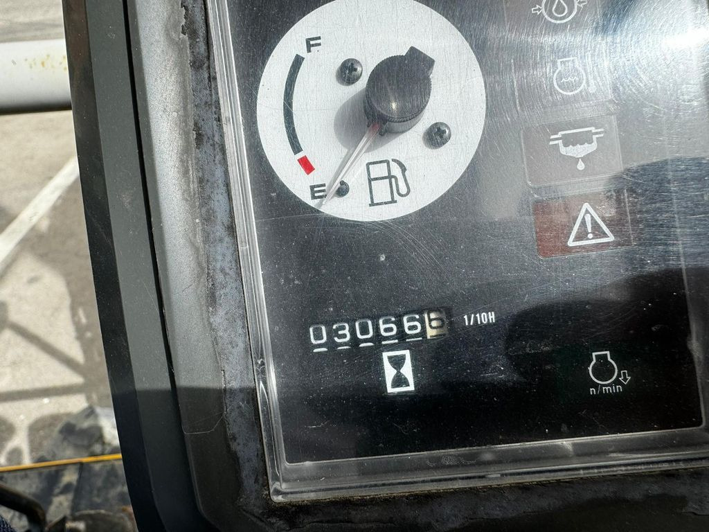 Leasing of IHI 25VX3, 2.5ton, SWISS Machine IHI 25VX3, 2.5ton, SWISS Machine: picture 7 Leasing of IHI 25VX3, 2.5ton, SWISS Machine IHI 25VX3, 2.5ton, SWISS Machine: picture 7