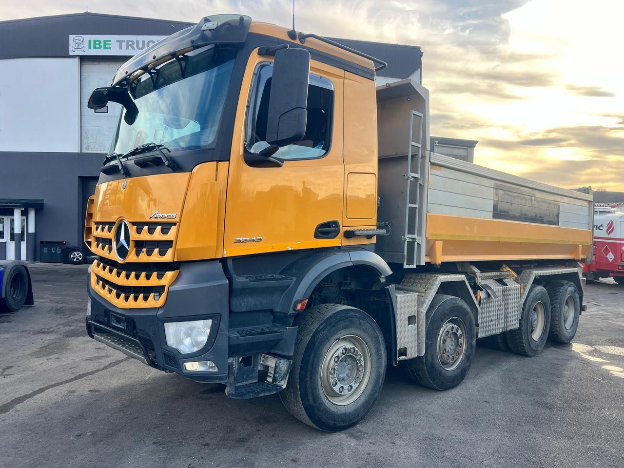 Mercedes-Benz Arocs 3243 8x4, E6, Meiller Kipper - Tipper: picture 3 Mercedes-Benz Arocs 3243 8x4, E6, Meiller Kipper - Tipper: picture 3