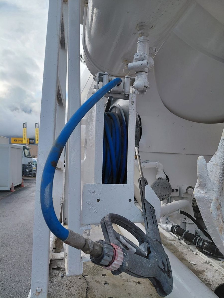 Leasing of  Mercedes-Benz Arocs 3243 8x4, E6, Schwing 24m, Stetter 7m3 Mercedes-Benz Arocs 3243 8x4, E6, Schwing 24m, Stetter 7m3: picture 14