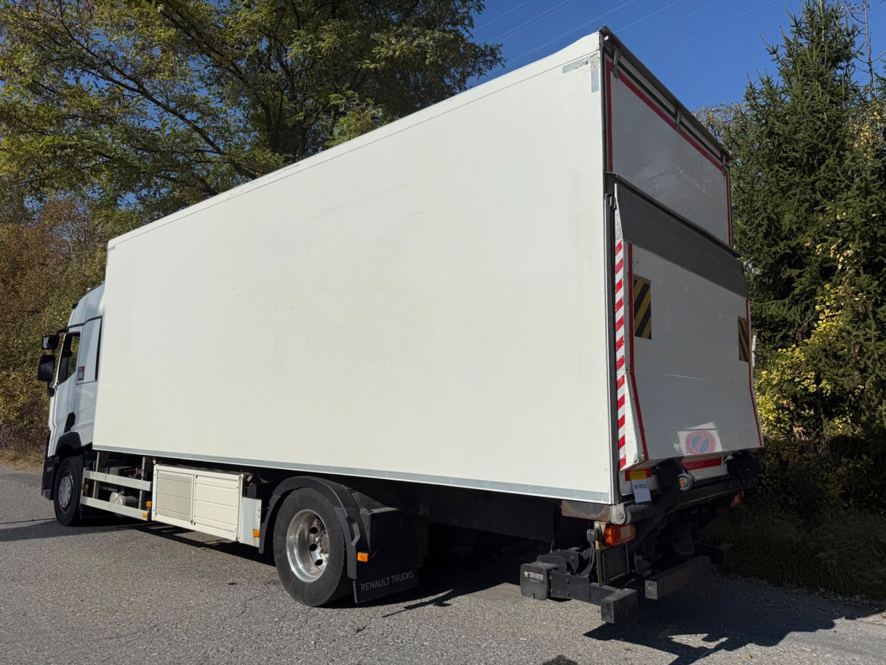 Renault T460 4x2, E 6, Carrier U850, -30C, Ladebordwand - Refrigerated truck: picture 4 Renault T460 4x2, E 6, Carrier U850, -30C, Ladebordwand - Refrigerated truck: picture 4