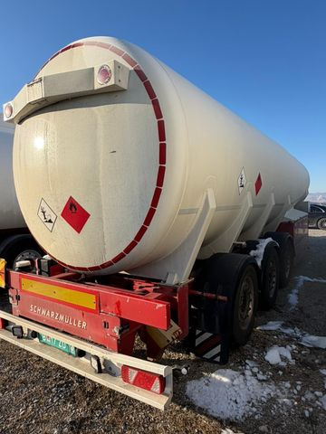 Schwarzmüller TS 3/E, ADR,Treibstofftank Diesel/Benzin, 5 Kamm - Tanker semi-trailer: picture 2 Schwarzmüller TS 3/E, ADR,Treibstofftank Diesel/Benzin, 5 Kamm - Tanker semi-trailer: picture 2