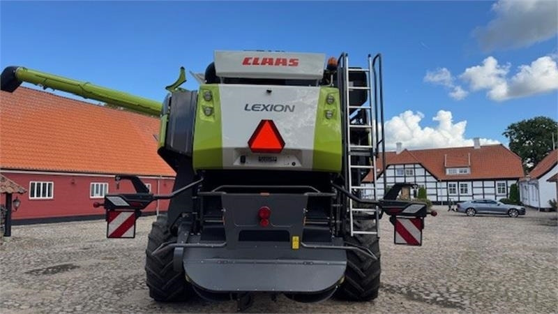 Claas Lexion 8800TT 8800 TT, m. meget udstyr  - Combine harvester: picture 4 Claas Lexion 8800TT 8800 TT, m. meget udstyr  - Combine harvester: picture 4