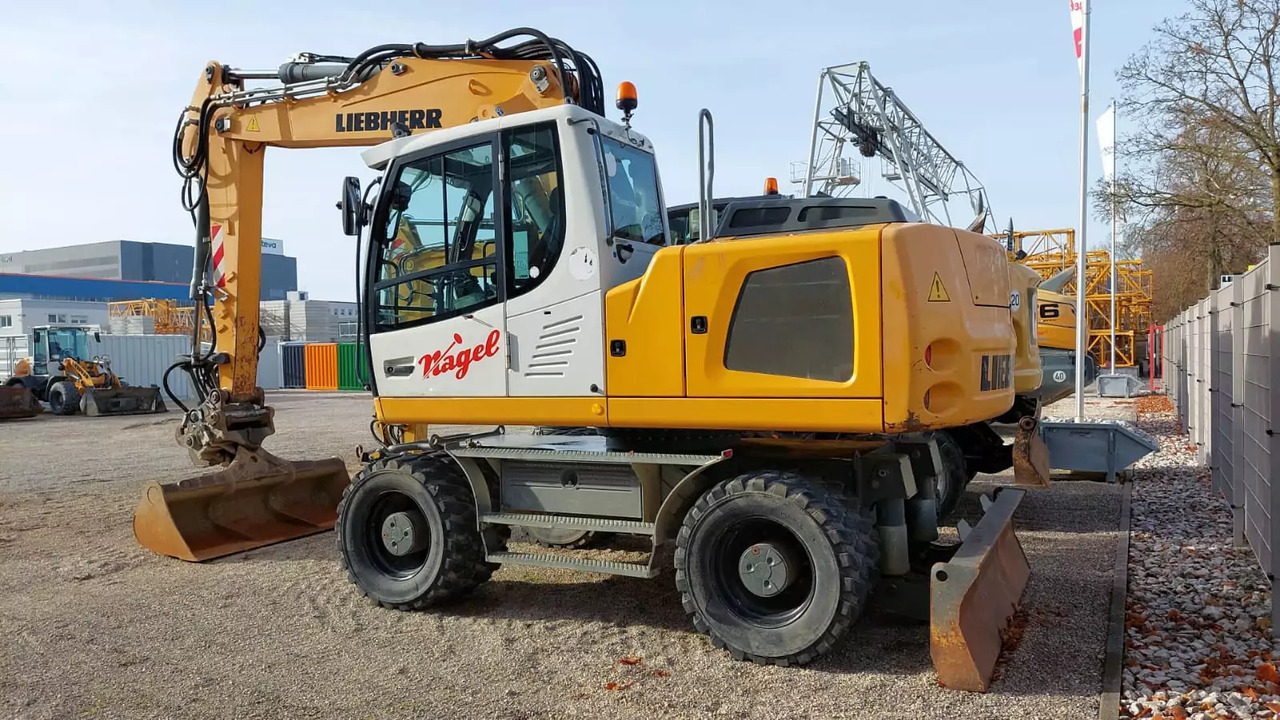 2013 Liebherr A 916 Litronic - Wheel excavator: picture 3 2013 Liebherr A 916 Litronic - Wheel excavator: picture 3