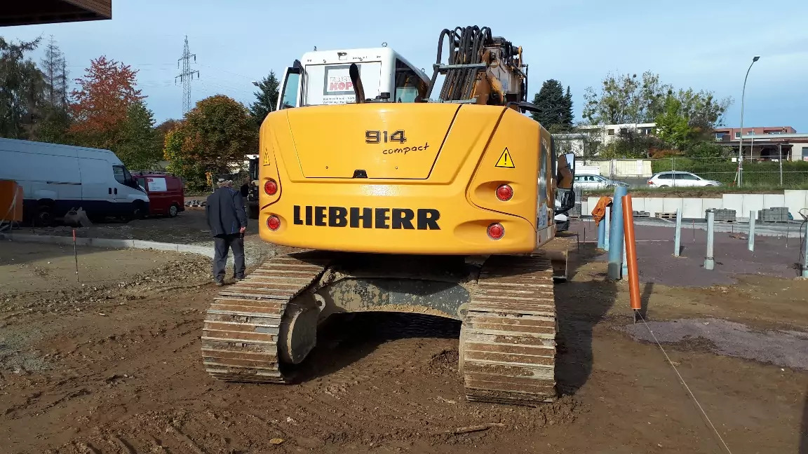 2014 Liebherr R 914 Compact - Crawler excavator: picture 3 2014 Liebherr R 914 Compact - Crawler excavator: picture 3