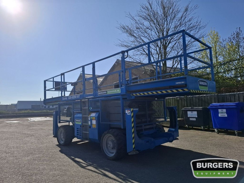 Genie GS4390 RT - Scissor lift: picture 4 Genie GS4390 RT - Scissor lift: picture 4