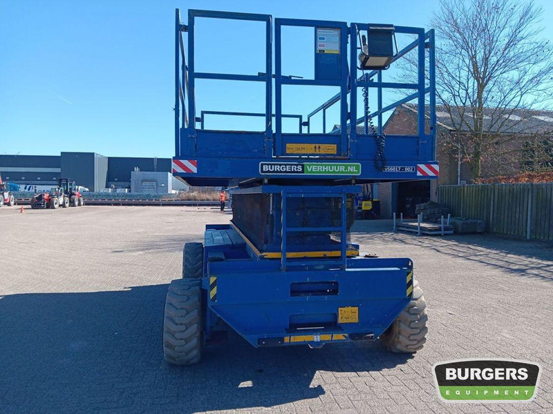 HOLLANDLIFT Q-135EL24 - Scissor lift: picture 2 HOLLANDLIFT Q-135EL24 - Scissor lift: picture 2