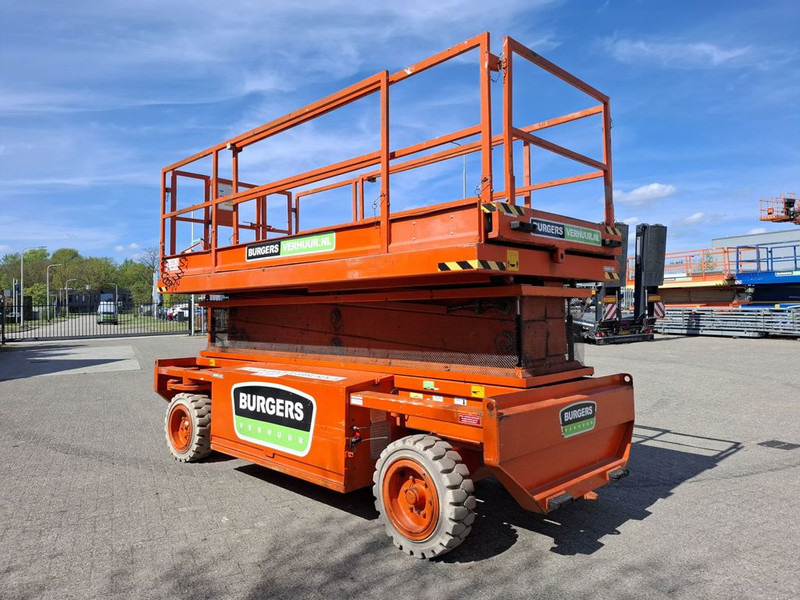 HOLLANDLIFT Q135 EL18 - Scissor lift: picture 2 HOLLANDLIFT Q135 EL18 - Scissor lift: picture 2