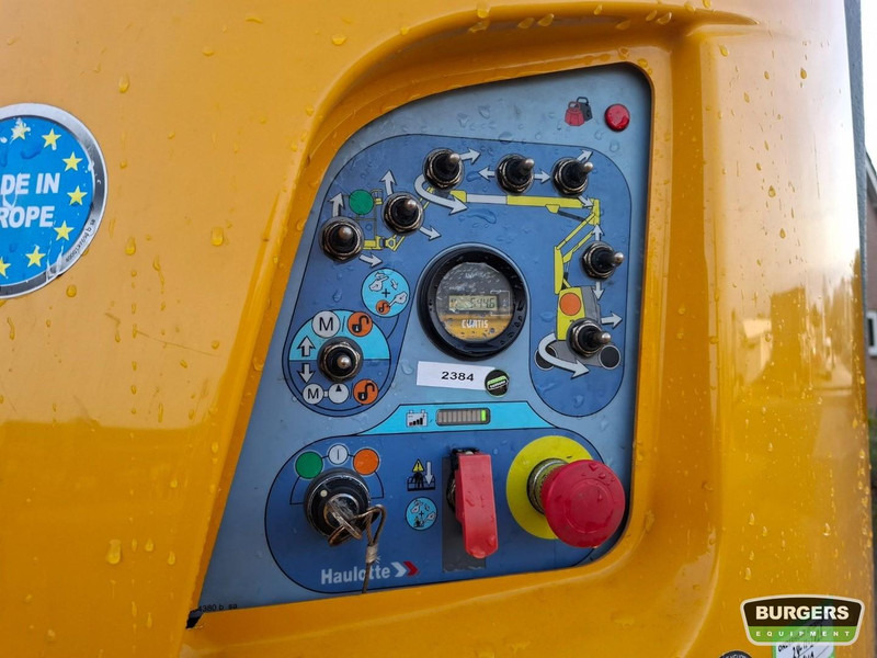 Articulated boom lift Haulotte HA12CJ+: picture 6