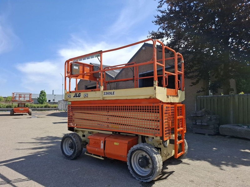 JLG 3369LE - Scissor lift: picture 4 JLG 3369LE - Scissor lift: picture 4
