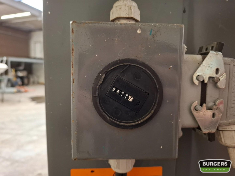 Vertical mast lift Skyjack SJ16: picture 7