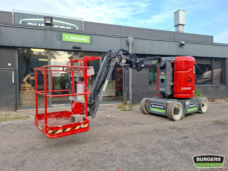 Skyjack SJ30 ARJE - Articulated boom lift: picture 1 Skyjack SJ30 ARJE - Articulated boom lift: picture 1