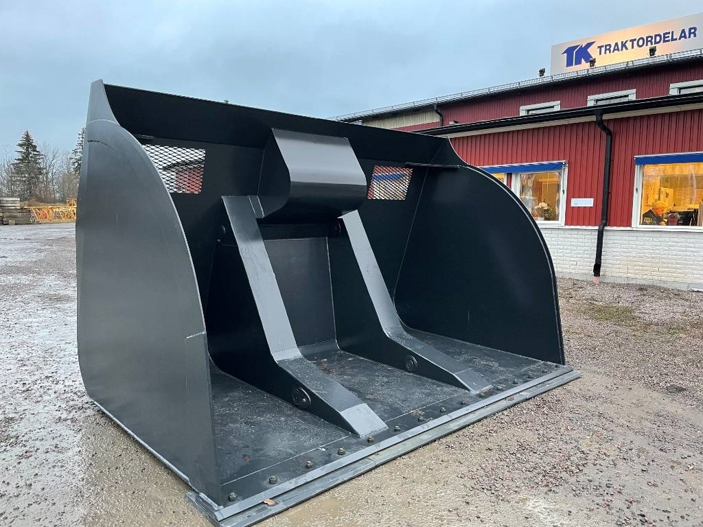 Högtippande Skopa 13 Kubik - Bucket for Construction machinery: picture 2 Högtippande Skopa 13 Kubik - Bucket for Construction machinery: picture 2