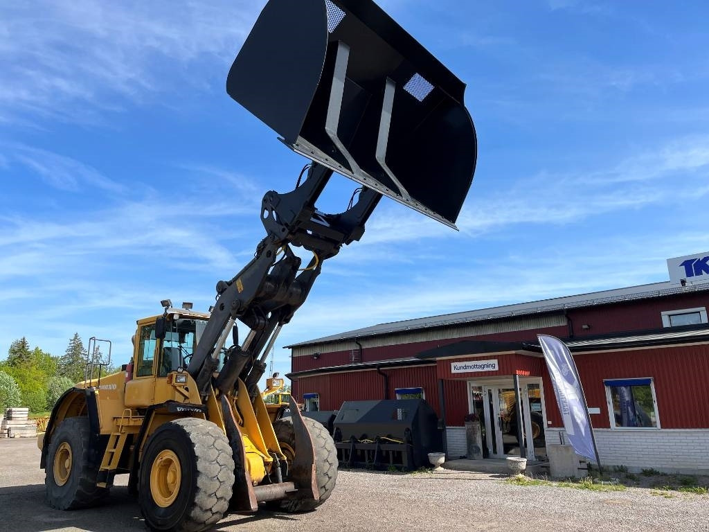 Högtippande skopa / High tip bucket 13 m3 - Bucket for Construction machinery: picture 4 Högtippande skopa / High tip bucket 13 m3 - Bucket for Construction machinery: picture 4