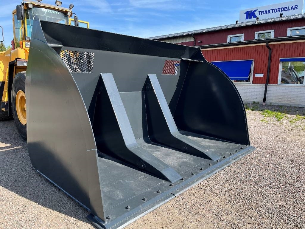 Högtippande skopa / High tip bucket 13 m3 - Bucket for Construction machinery: picture 1 Högtippande skopa / High tip bucket 13 m3 - Bucket for Construction machinery: picture 1