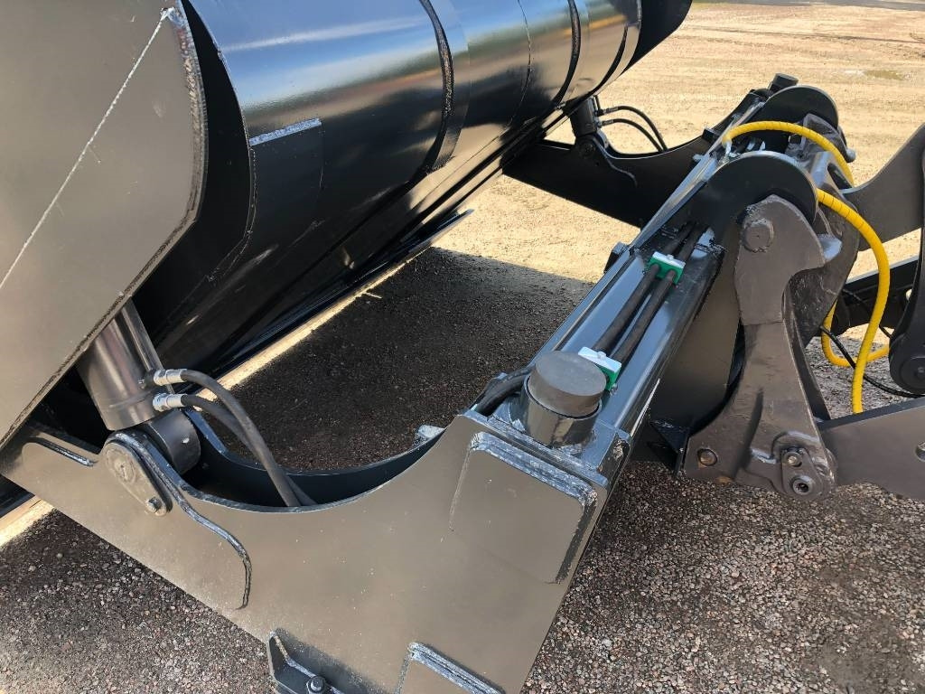 Högtippskopa / Hightipp bucket 9 Kubik - Loader bucket for Construction machinery: picture 3 Högtippskopa / Hightipp bucket 9 Kubik - Loader bucket for Construction machinery: picture 3