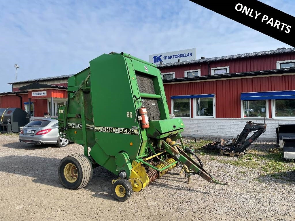 John Deere 590 Dismantled: only spare parts - Round baler: picture 1 John Deere 590 Dismantled: only spare parts - Round baler: picture 1