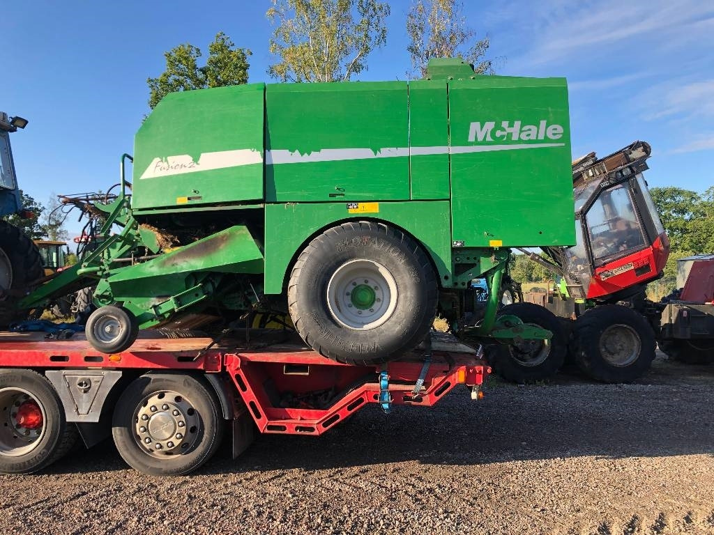 McHale Fusion 2 Dismantled: only spare parts - Round baler: picture 1 McHale Fusion 2 Dismantled: only spare parts - Round baler: picture 1