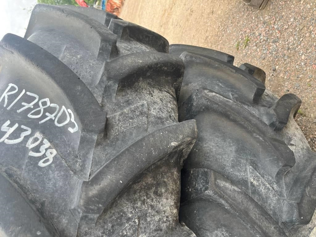 Michelin 16,9R34 till Case IH - Tire for Agricultural machinery: picture 2 Michelin 16,9R34 till Case IH - Tire for Agricultural machinery: picture 2
