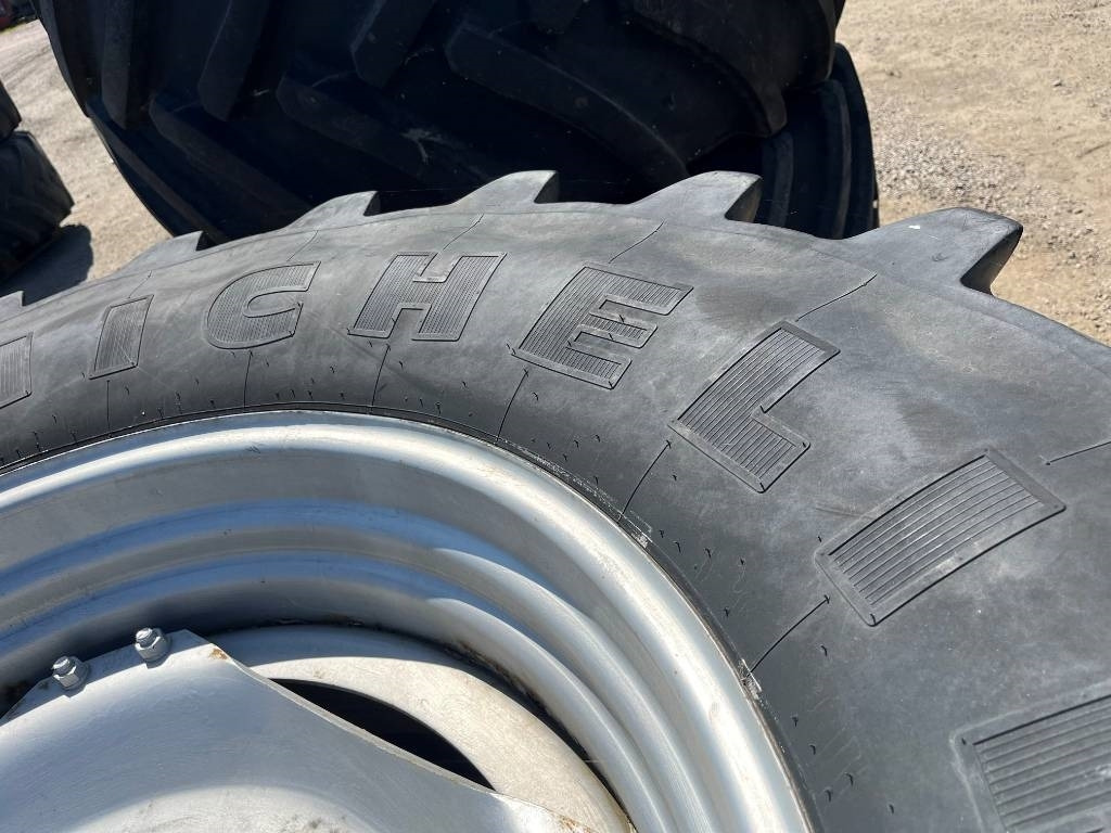Michelin 650/65R38 till Case MX 135 - Tire for Agricultural machinery: picture 5 Michelin 650/65R38 till Case MX 135 - Tire for Agricultural machinery: picture 5