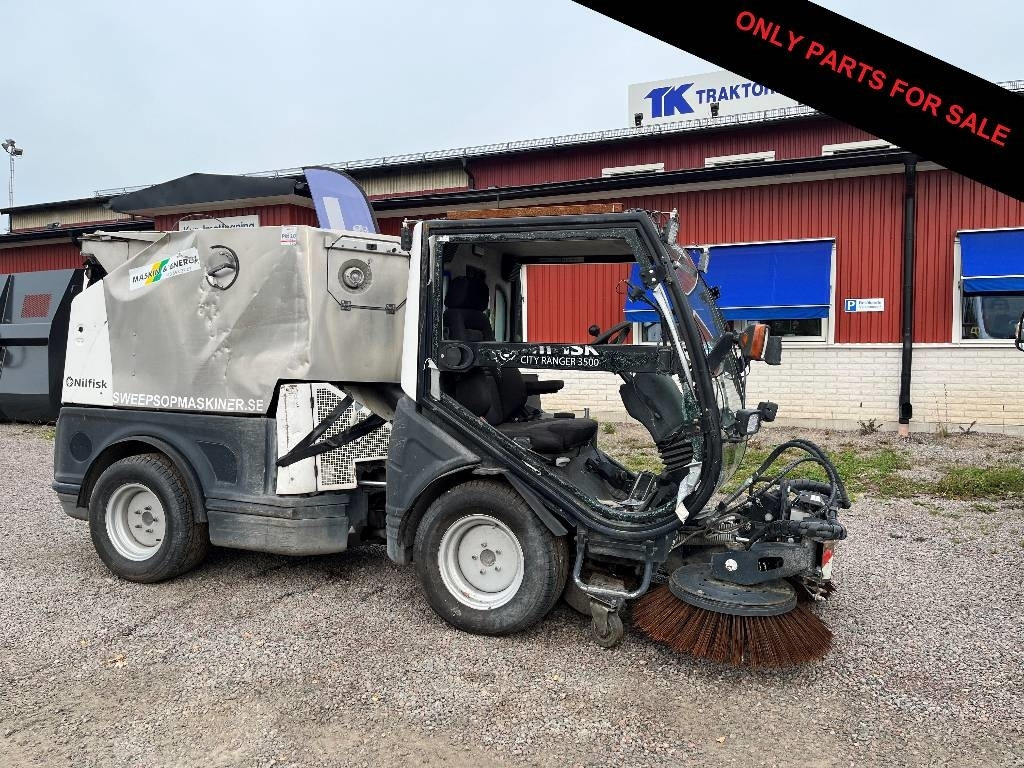 Nilfisk 3500 City Ranger Dismantled: only spare parts - Road sweeper: picture 1 Nilfisk 3500 City Ranger Dismantled: only spare parts - Road sweeper: picture 1