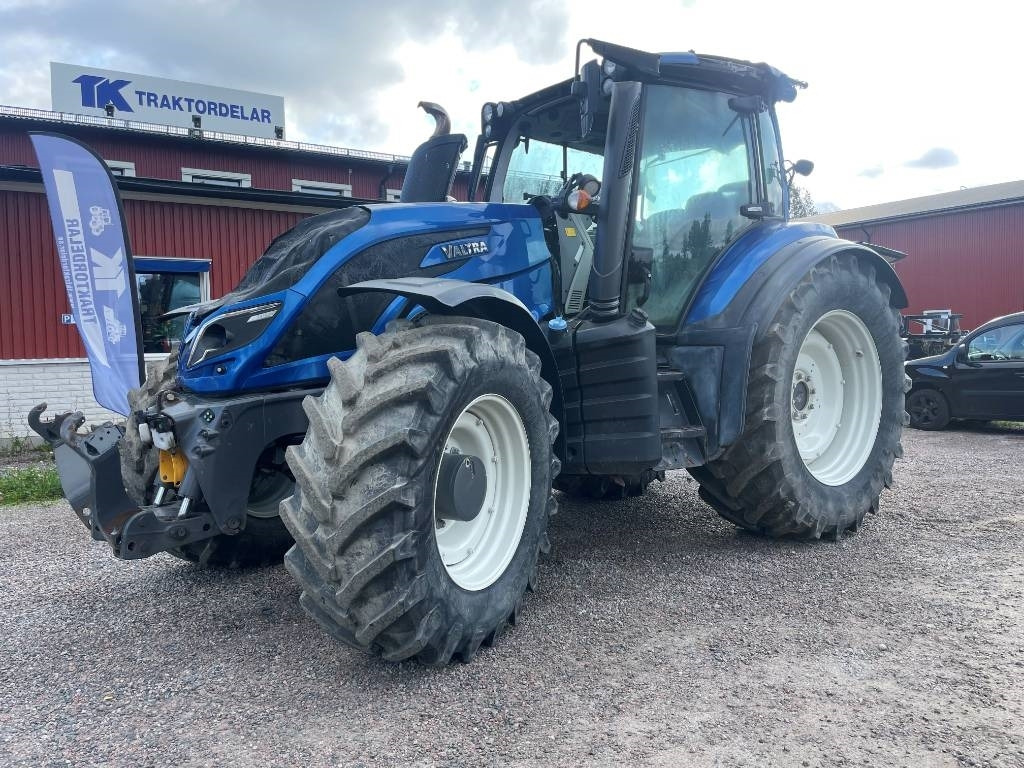 Valtra Valmet T214 Dismantled Only for Spare Parts - Farm tractor: picture 1 Valtra Valmet T214 Dismantled Only for Spare Parts - Farm tractor: picture 1