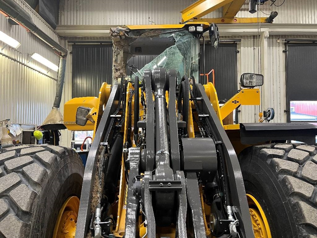 Volvo L 150 H Dismantled. Only spare parts - Wheel loader: picture 3 Volvo L 150 H Dismantled. Only spare parts - Wheel loader: picture 3