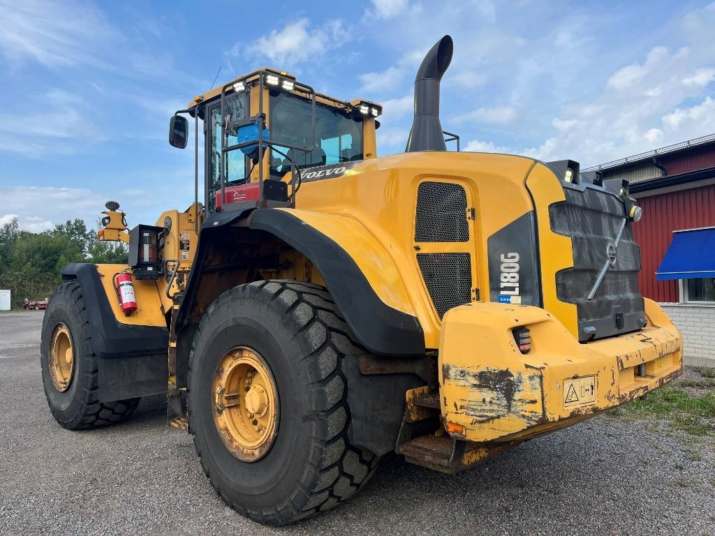 Volvo L 180 G - Wheel loader: picture 2 Volvo L 180 G - Wheel loader: picture 2