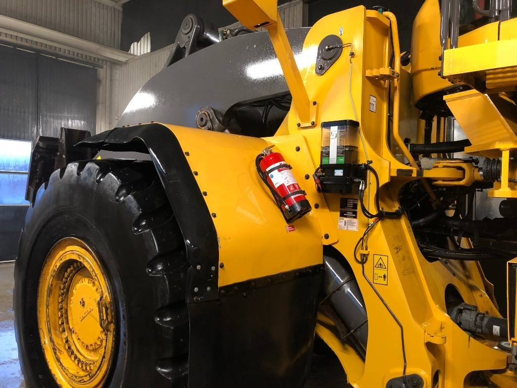 Volvo L 350 F Dismantled for parts - Wheel loader: picture 3 Volvo L 350 F Dismantled for parts - Wheel loader: picture 3