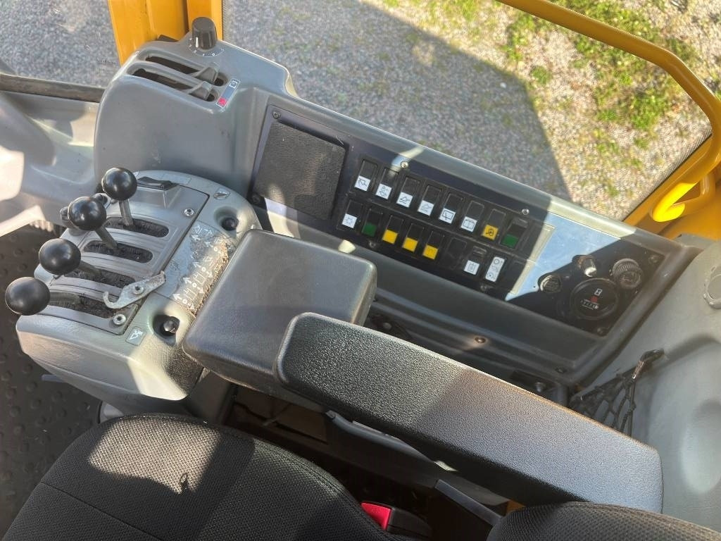 Wheel loader Volvo L 50 D: picture 15 Wheel loader Volvo L 50 D: picture 15