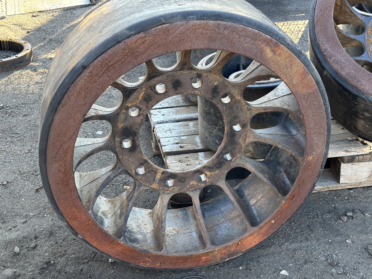 CASE STEIGER Koło gąsienicy Quadtrac 47487682C - Track for Construction machinery: picture 1 CASE STEIGER Koło gąsienicy Quadtrac 47487682C - Track for Construction machinery: picture 1