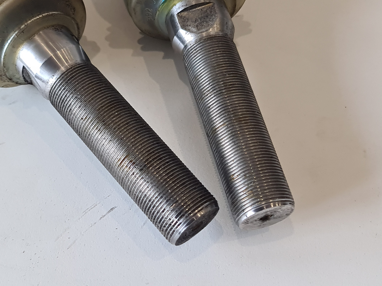 Claas Axion Przegub Kulkowy - Tie rod for Agricultural machinery: picture 2 Claas Axion Przegub Kulkowy - Tie rod for Agricultural machinery: picture 2